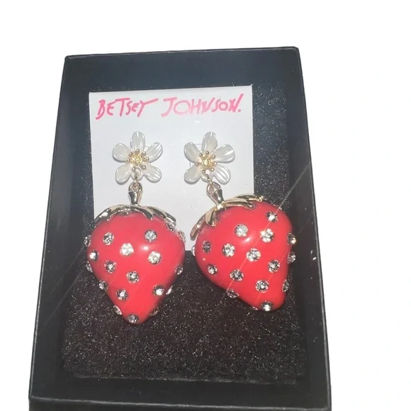 ✅Betsey Johnson Crystal Enamel Strawberry Earrings - Picture 3 of 5